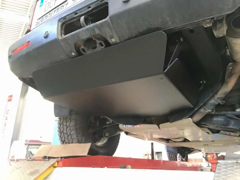 Discovery 3 V8 — taller 4x4 en Águilas (Murcia) (6/10)