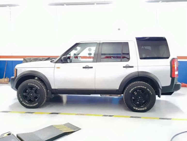 Discovery 3 V8 — taller 4x4 en Águilas (Murcia) (10/10)