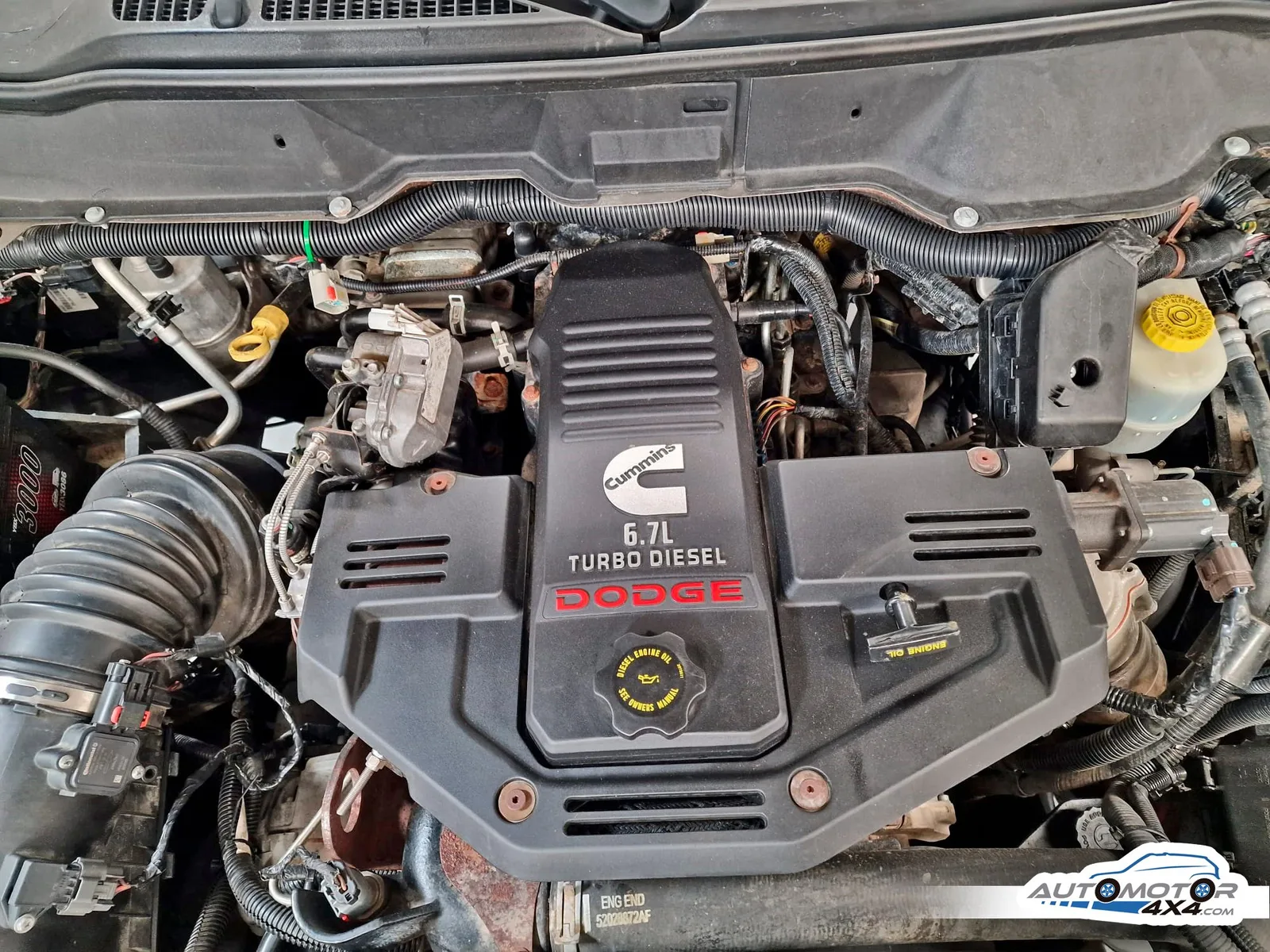 DODGE RAM 2.500 — taller 4x4 en Águilas (Murcia) (4/4)