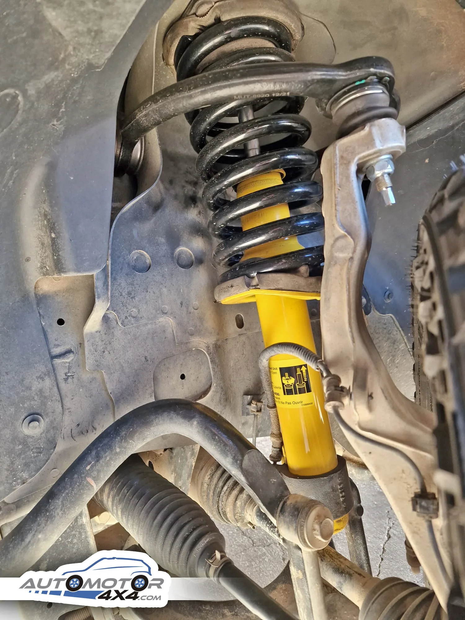 JEEP GRAND CHEROKEE OVERLAND — taller 4x4 en Águilas (Murcia) (5/7)
