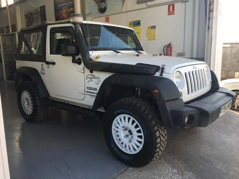 Jeep Wrangler JK Sport — taller 4x4 en Águilas (Murcia) (5/8)
