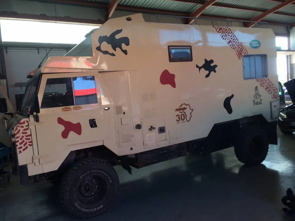 Land Rover 101 2.8 tgv — taller 4x4 en Águilas (Murcia) (3/4)