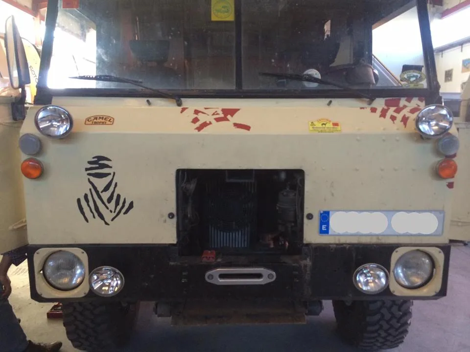 Land Rover 101 2.8 tgv — taller 4x4 en Águilas (Murcia) (4/4)
