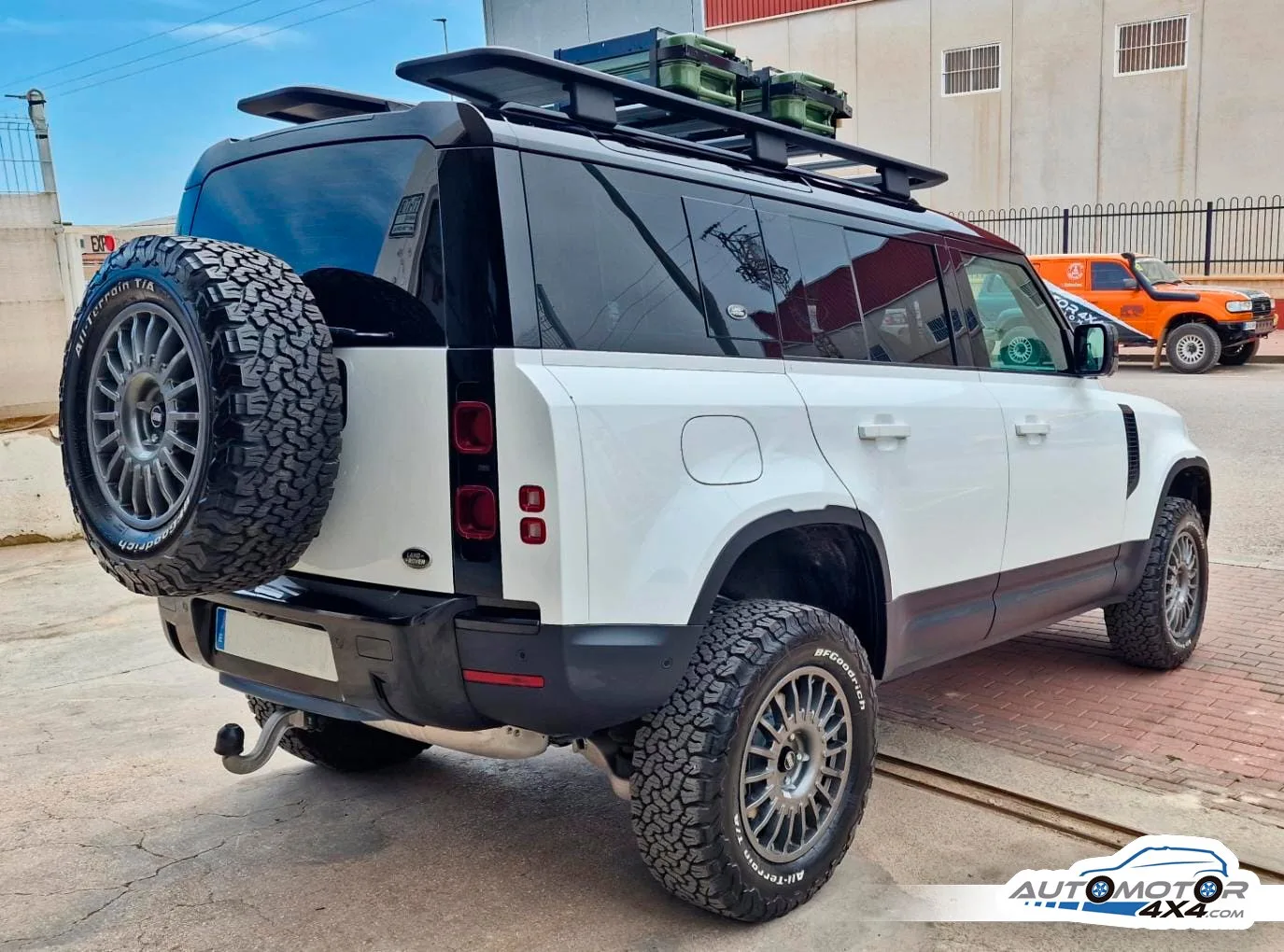 LAND ROVER DEFENDER 110 D200 — taller 4x4 en Águilas (Murcia) (3/10)