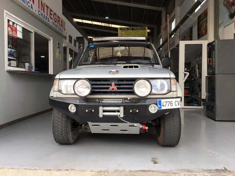 Mitsubishi Montero 2.8 — taller 4x4 en Águilas (Murcia) (4/4)