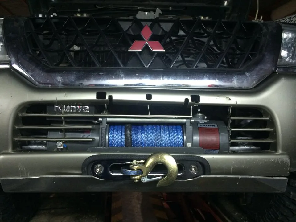 Mitsubishi Montero Sport — taller 4x4 en Águilas (Murcia) (5/9)