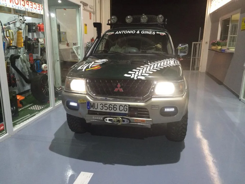 Mitsubishi Montero Sport — taller 4x4 en Águilas (Murcia) (7/9)