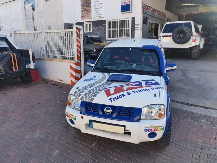 Nissan Navara Raid — taller 4x4 en Águilas (Murcia) (3/5)
