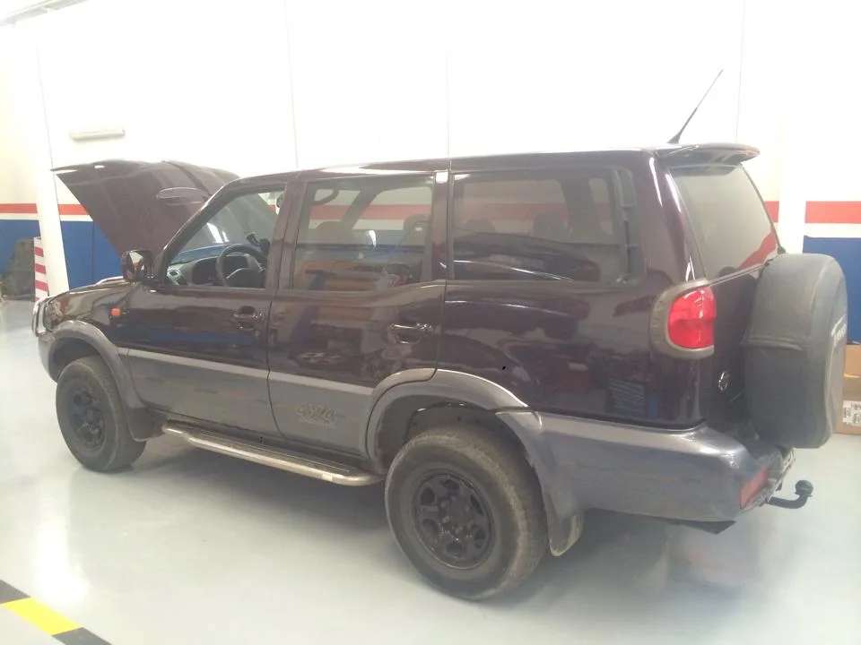 Nissan Terrano II — taller 4x4 en Águilas (Murcia) (2/5)