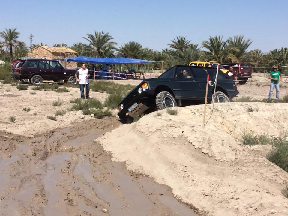 Range Rover Classic 4.6 v8 — taller 4x4 en Águilas (Murcia) (2/10)