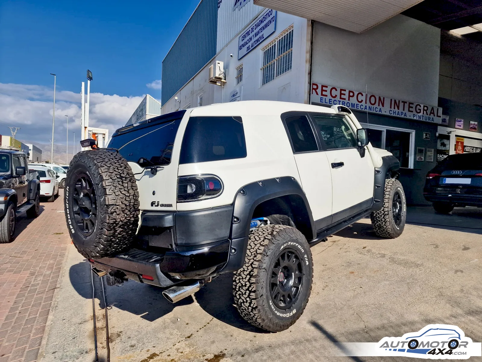 TOYOTA FJ CRUISER — taller 4x4 en Águilas (Murcia) (3/11)