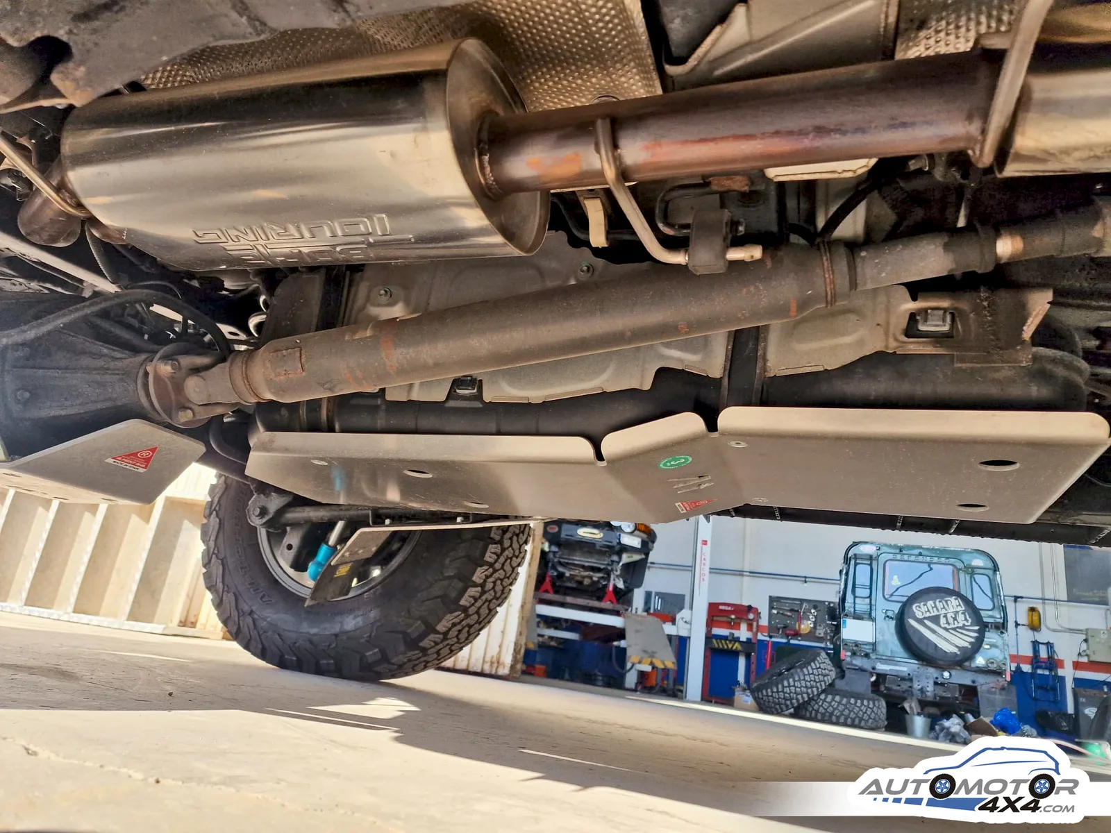 TOYOTA FJ CRUISER — taller 4x4 en Águilas (Murcia) (9/11)