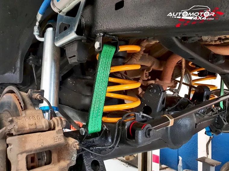 Toyota FJ Cruiser Ecamed — taller 4x4 en Águilas (Murcia) (6/10)