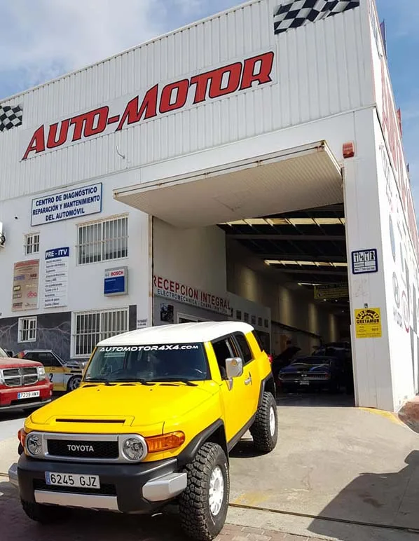 Toyota FJ Cruiser German — taller 4x4 en Águilas (Murcia) (2/9)