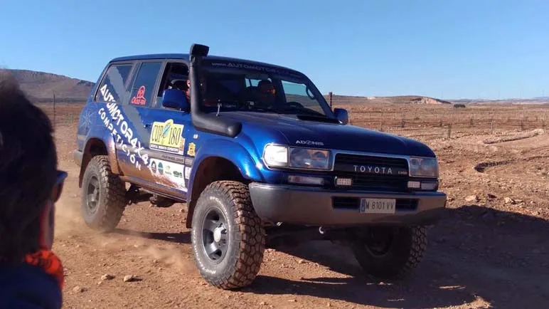 Toyota HDJ 80 Águilas — taller 4x4 en Águilas (Murcia) (3/9)
