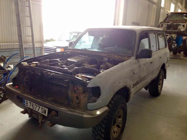 Toyota HDJ 80 Albert — taller 4x4 en Águilas (Murcia) (3/6)