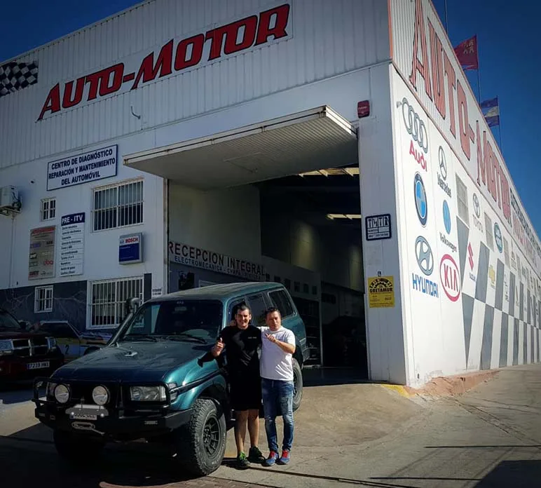 Toyota HDJ 80 Barcelona — taller 4x4 en Águilas (Murcia) (3/3)