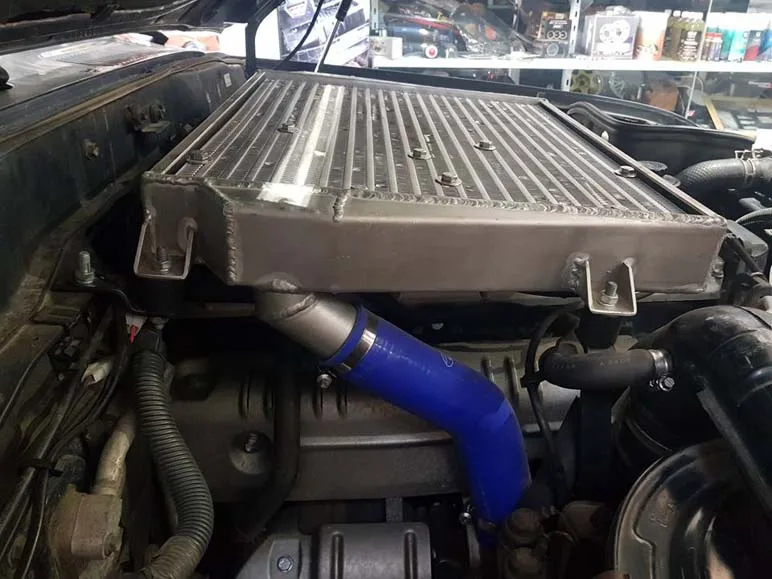 Toyota HDJ 80 Melilla — taller 4x4 en Águilas (Murcia) (2/3)