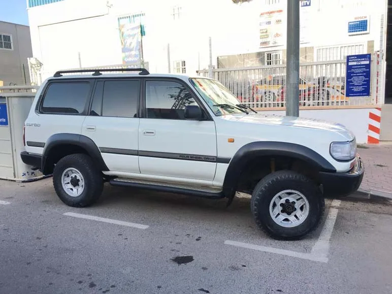 Toyota HDJ80 Nacher — taller 4x4 en Águilas (Murcia) (3/10)