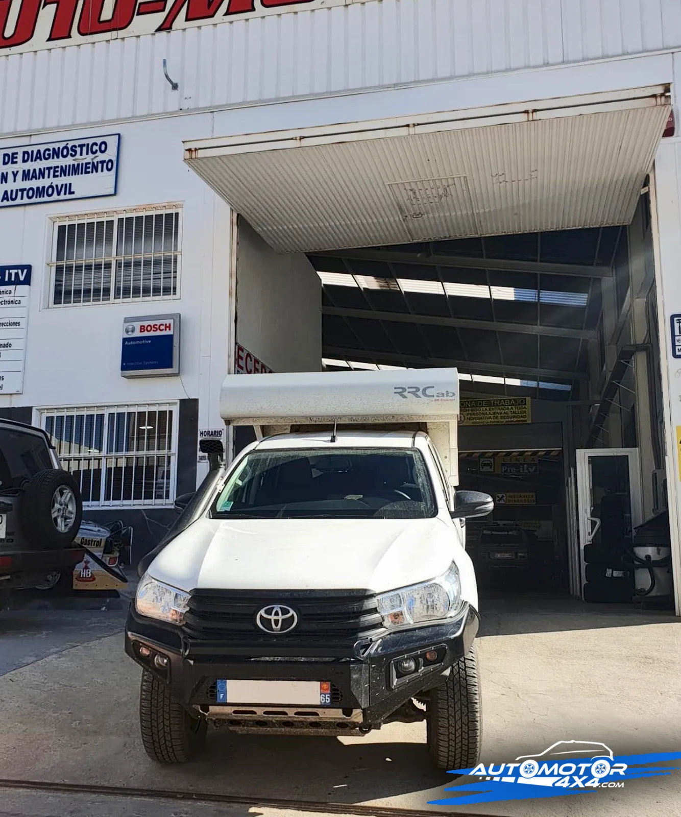 TOYOTA HILUX OVERLAND — taller 4x4 en Águilas (Murcia) (2/8)