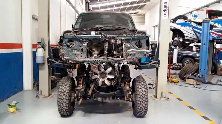 Toyota KZJ95 Madrid SFCH — taller 4x4 en Águilas (Murcia) (5/11)