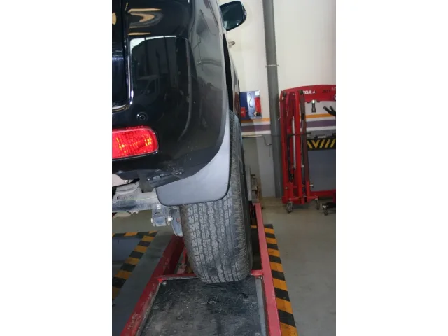 Toyota Land Cruiser 150 3 — taller 4x4 en Águilas (Murcia) (4/5)