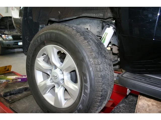 Toyota Land Cruiser 150 3 — taller 4x4 en Águilas (Murcia) (5/5)