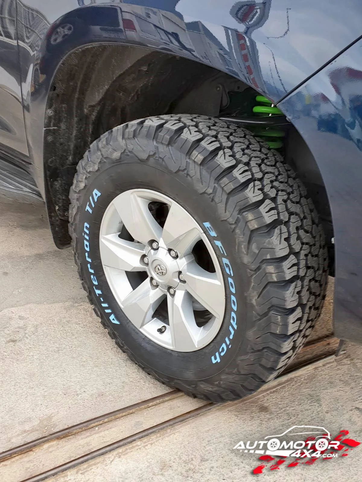 TOYOTA LAND CRUISER GDJ 150 — taller 4x4 en Águilas (Murcia) (8/9)