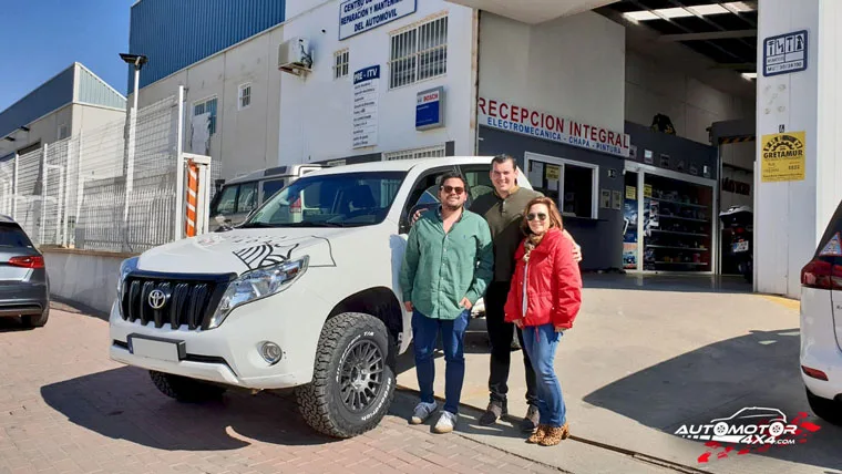 TOYOTA LAND CRUISER KDJ155 AGRICOLA NEVADA — 4x4 workshop in Águilas (Murcia, Spain) (11/11)